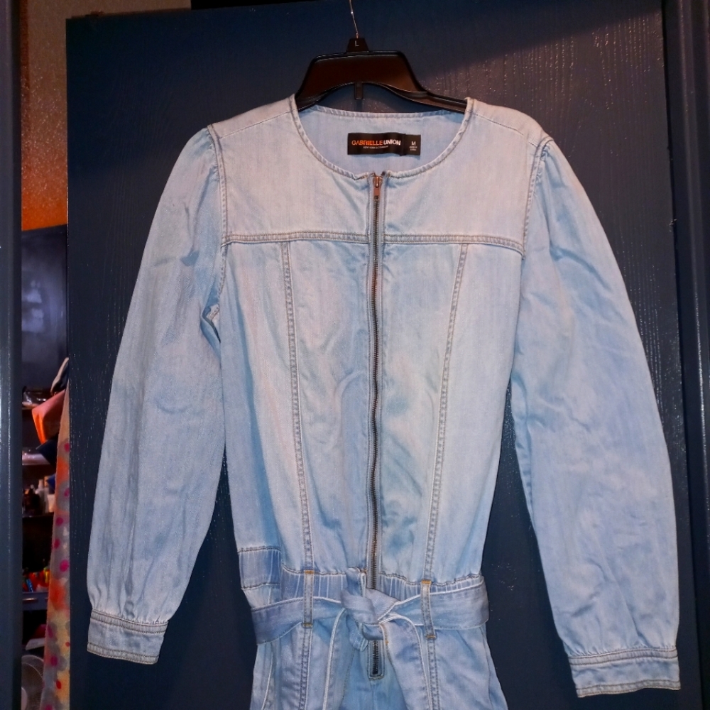 Gabrielle Union- long sleeve overalls